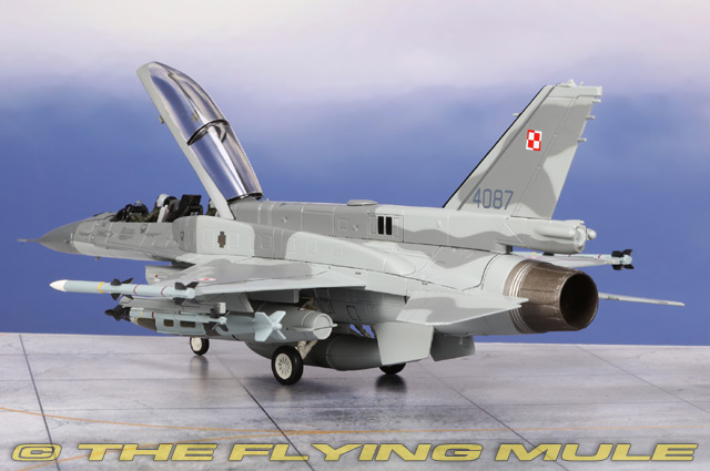 Hobby Master 1:72 F-16D Fighting Falcon Polish Air Force #4087 | eBay