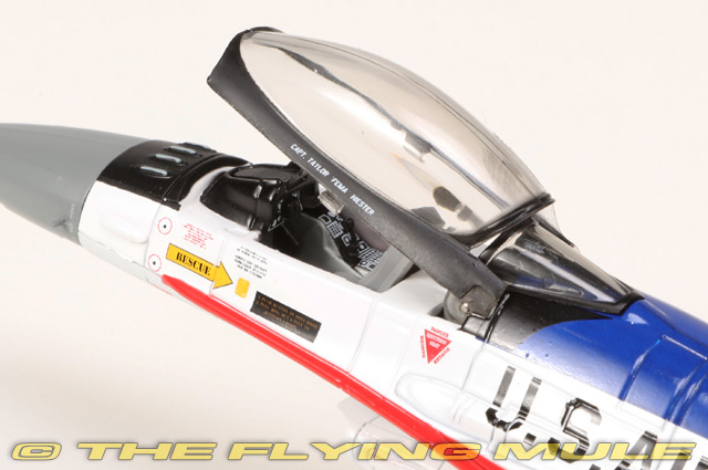Hobby Master 1:72 F-16CM Fighting Falcon USAF Viper Demo Team #91