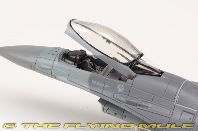 Hobby Master 1:72 F-16V Fighting Falcon Slovak Air Force #1001 | eBay