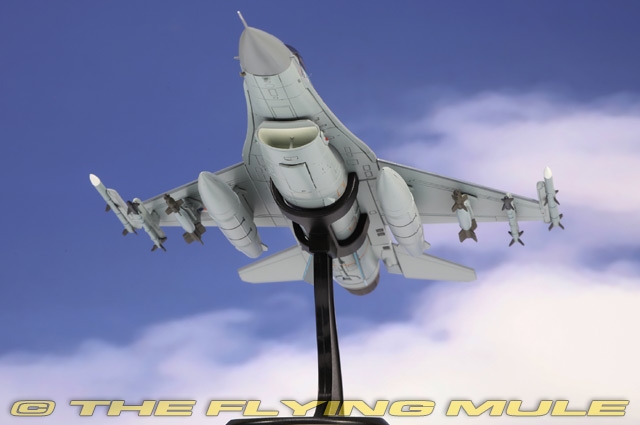 Hobby Master 1:72 F-16AM Fighting Falcon RNLAF 312 Sqn J-197 | eBay
