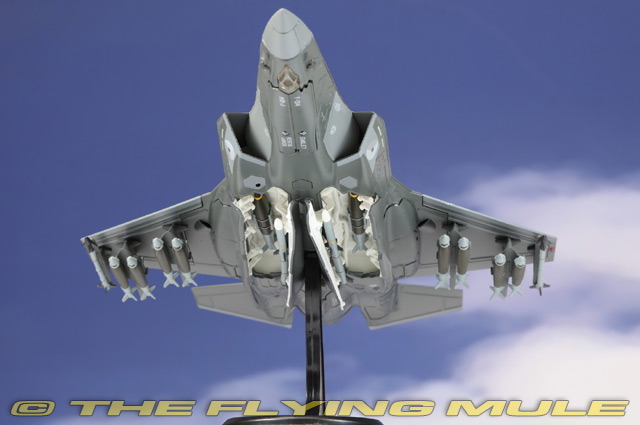 Hobby Master 1:72 F-35A Lightning II RNLAF 322 Sqn #F-014 | eBay