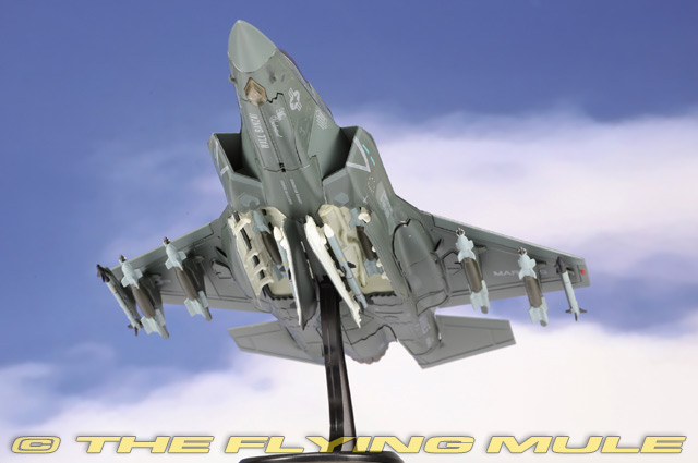 ホビーマスター VMFA-225(米海兵隊戦闘攻撃飛行隊225) F35B Hobby Master 1:72 F-35B Lightning II USMC VMFA-225 Vikings