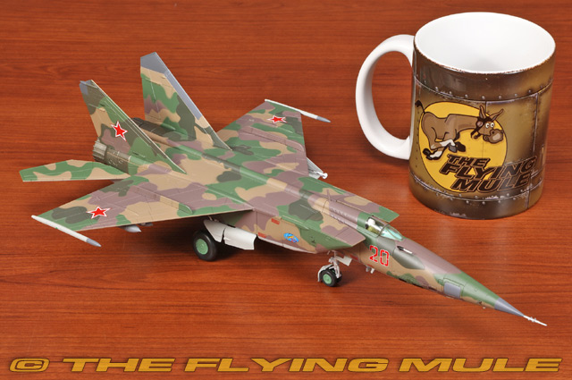 Hobby Master 1:72 MiG-25RBF Foxbat-D Russian Air Force 47th GRAP