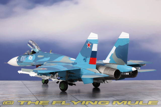 Hobby Master 1:72 Su-27K Flanker-D Russian Navy Blue 109 w/Kh-41