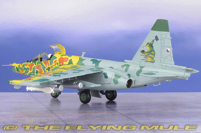 Hobby Master 1:72 Su-25K Frogfoot Czechoslovak Air Force 30th