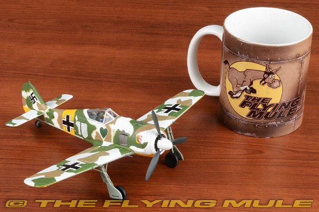 Hobby Master 1:48 Fw 190A Luftwaffe 1./JG 54 Walter Nowotny White