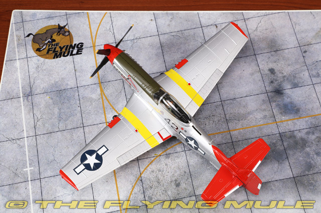 Hobby Master 1:48 P-51D Mustang USAAF 332nd FG, 301st FS Tuskegee