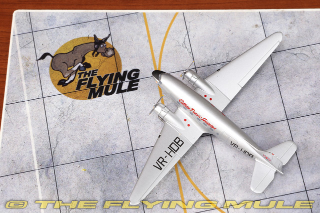 Hobby Master 1:200 DC-3 Cathay Pacific Betsy | eBay