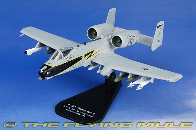 A-10A Thunderbolt II Flying Yankees USA 1:100 Aereo d'attacco Italeri diecast 