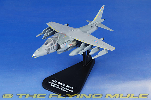 BAe Harrier II Jump Jet 1:100 Scale Diecast Model Plane MAG MU06 