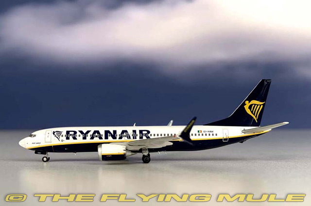JC Wings 1:400 XX4149 Boeing 737-8Max Rynair Plane Reg#EI-HAT Diecast Aircraft Jet Model 