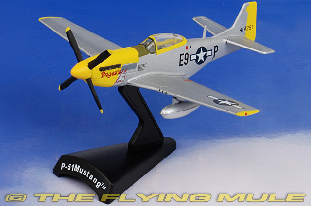 Aircraft North American P−51D Mustang 1:72 Military plane WW2 DeAgostini AC12