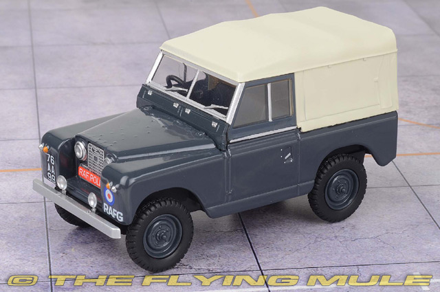 43LR2AS002 Oxford Diecast 1:43 Scale Land Rover Series II SWB Hard Top RoyalMail 