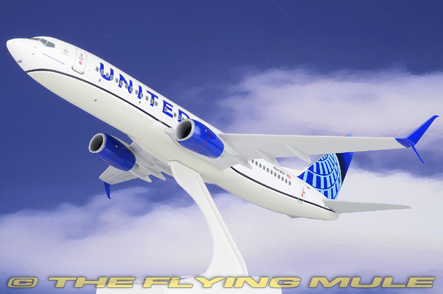 Skymarks 1:130 737-800 United Airlines N37267 | eBay