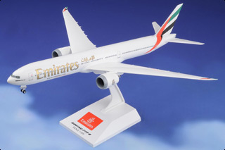 777-9 Display Model, Emirates Airlines, w/Landing Gear