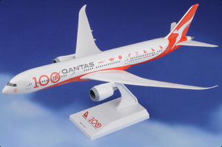 787-9 Dreamliner Display Model, Qantas Airways, VH-ZNJ