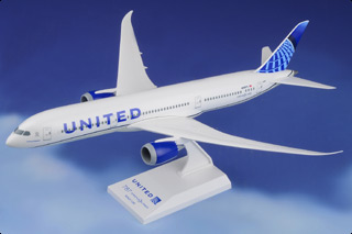 787-9 Dreamliner Display Model, United Airlines, N29975, 2019