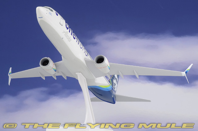 Skymarks SKR875 Alaska Airlines Boeing 737-900 Desk Model 1/130 Model Airplane e