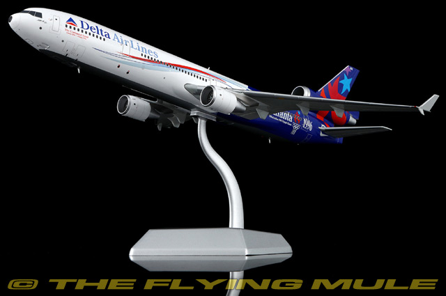 SQ Wings 1:200 MD-11 Delta Air Lines N812DE | eBay