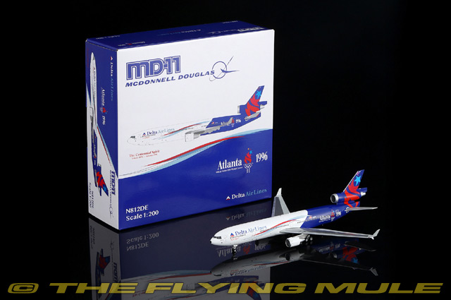 SQ Wings 1:200 MD-11 Delta Air Lines N812DE | eBay