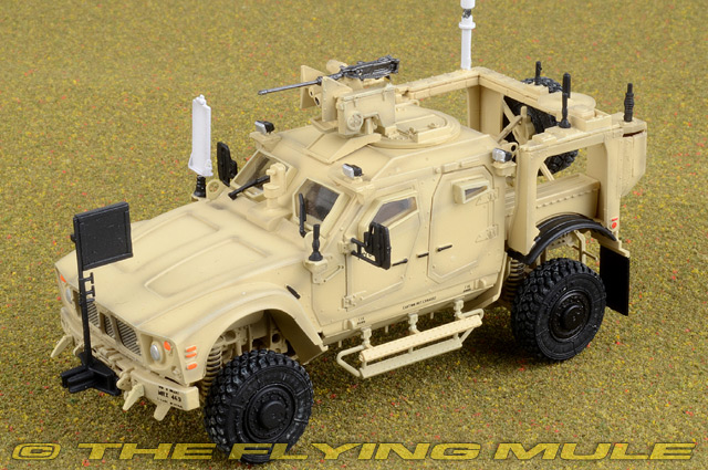 1/72 Diecast Tank US Army M-ATV MRAP Armored Vehicle American with Display Case 